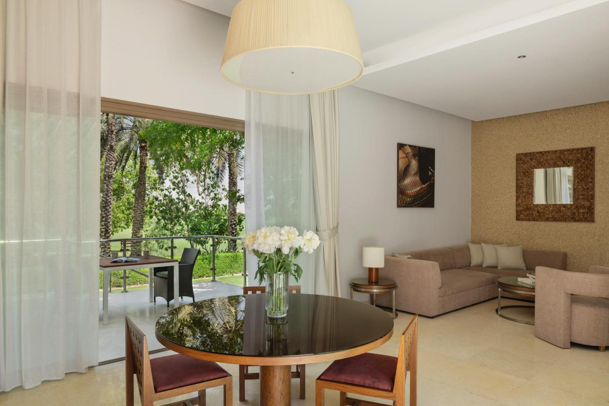 Melia Desert Palm Member Of Melia Collection Дубай Экстерьер фото 3D rendering of a living room